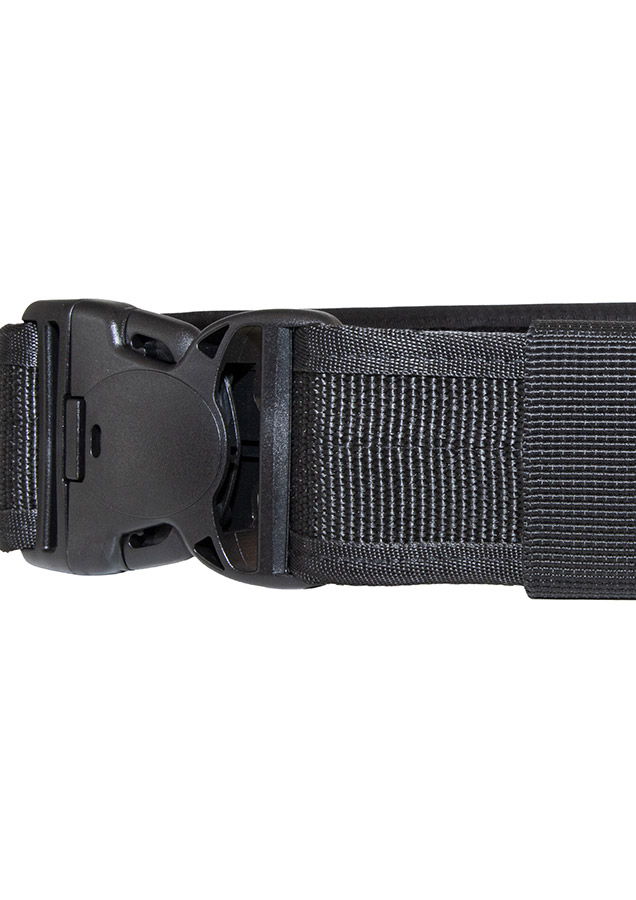 Detailansicht des Korntex SEC Tactical Gürtels in Schwarz mit stabilem Klickverschluss, ideal für Security, Polizei und Outdoor-Einsätze