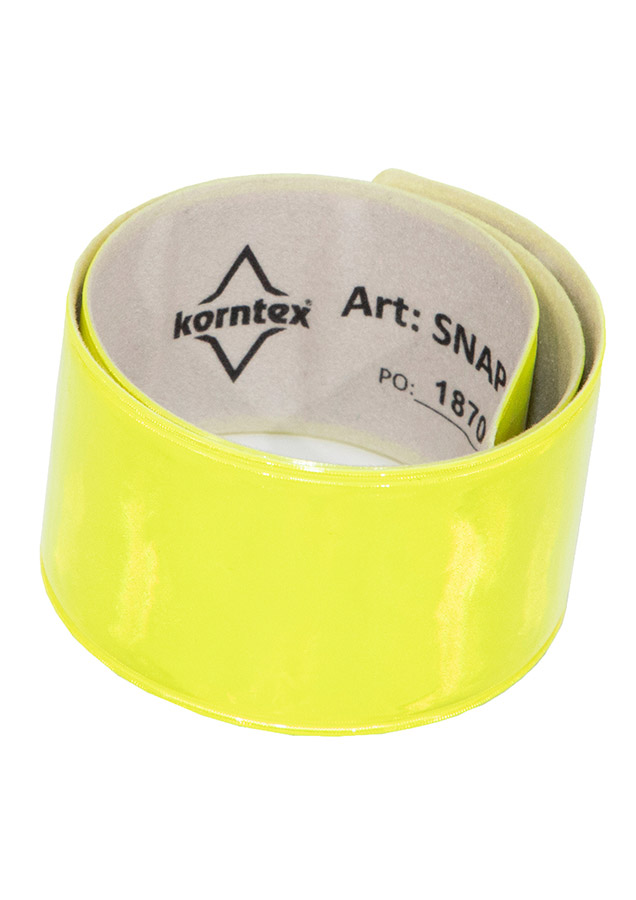 Cyclist with reflective yellow Korntex snap tape on leg